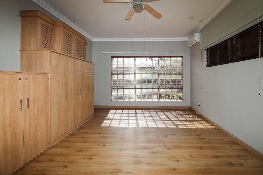 To Let 3 Bedroom Property for Rent in Flamwood North West